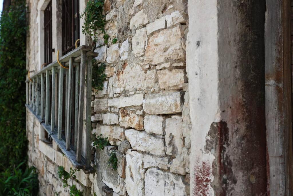 PUY Charming Apartment In Town Center מראה חיצוני תמונה