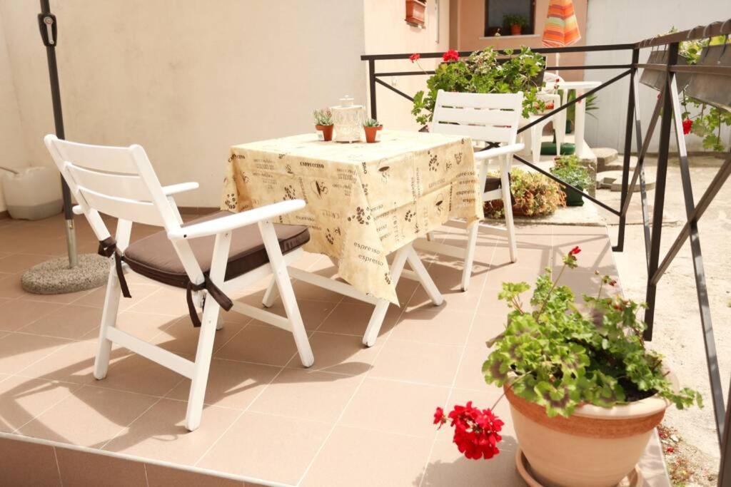 PUY Charming Apartment In Town Center מראה חיצוני תמונה